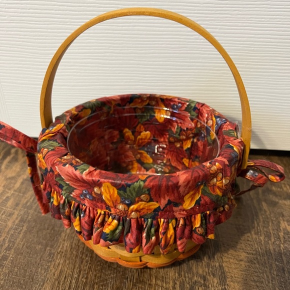 Pumpkin Longaberger Basket with Charm - Picture 2 of 6